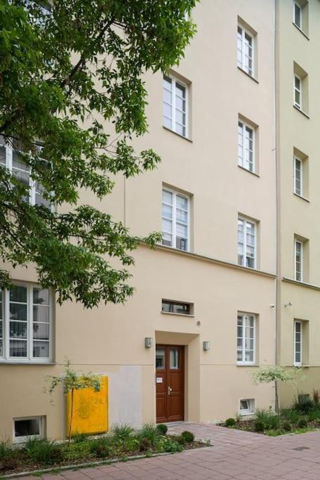 Charming Apartment In Calm And Central Area Krasków Eksteriør bilde
